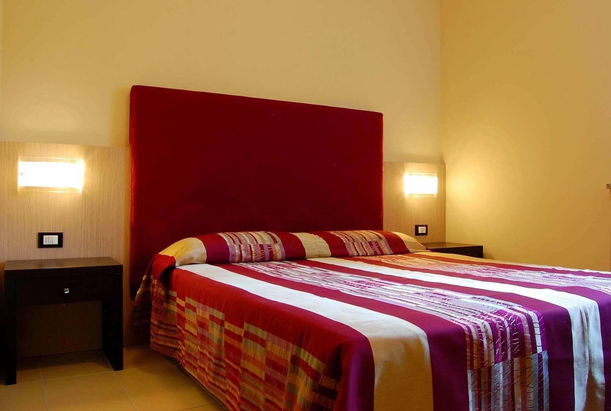 Albergo Visconti Cremona Ngoại thất bức ảnh