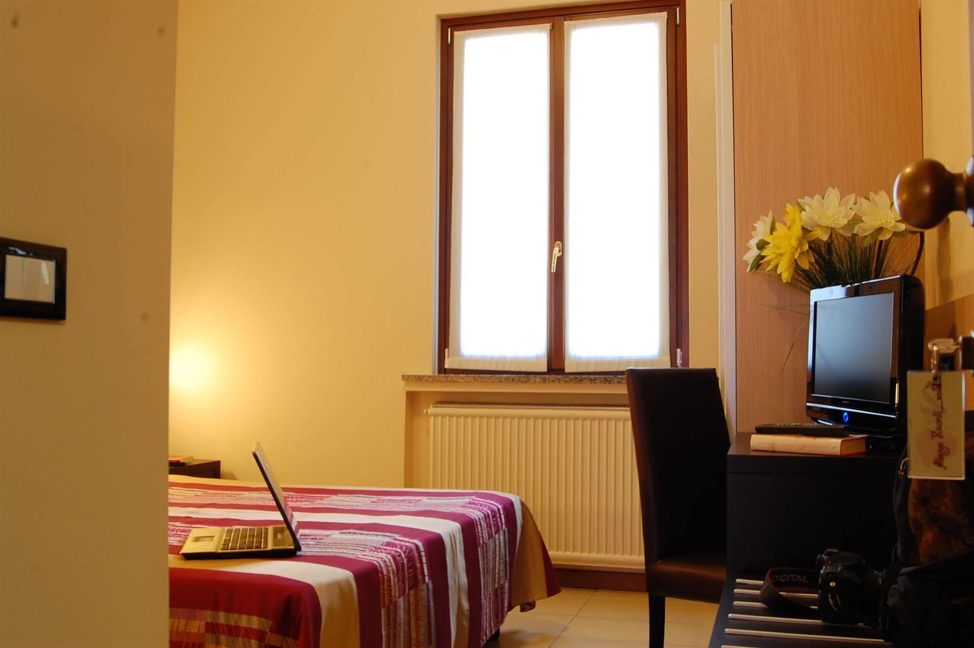 Albergo Visconti Cremona Ngoại thất bức ảnh